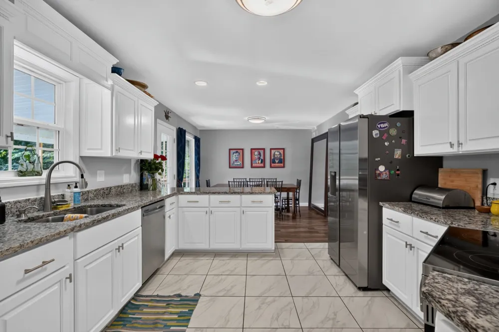502 Westwood Dr McMinnville, TN 37110