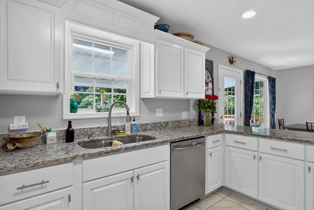 502 Westwood Dr McMinnville, TN 37110