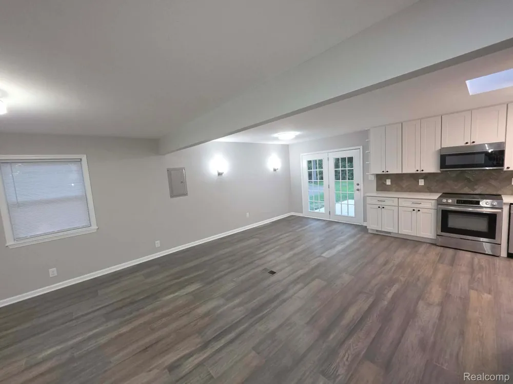 2564 Mueller Road Orion Charter Township, MI 48359
