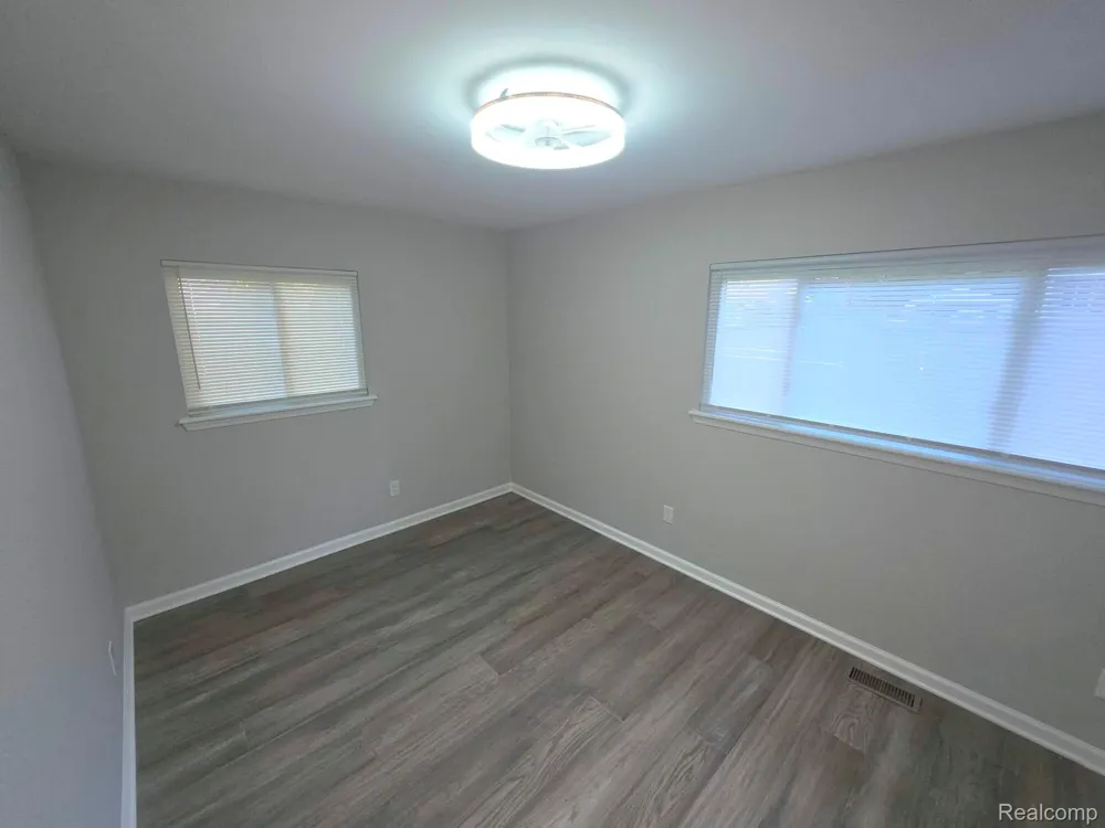 2564 Mueller Road Orion Charter Township, MI 48359