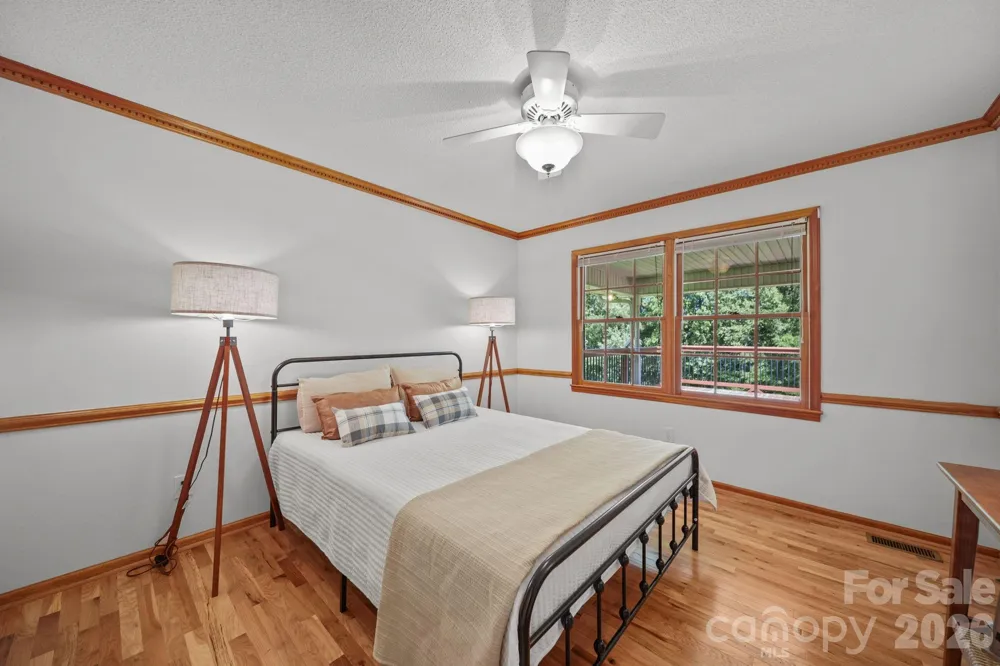 3008 Eaker Drive Cherryville, NC 28021