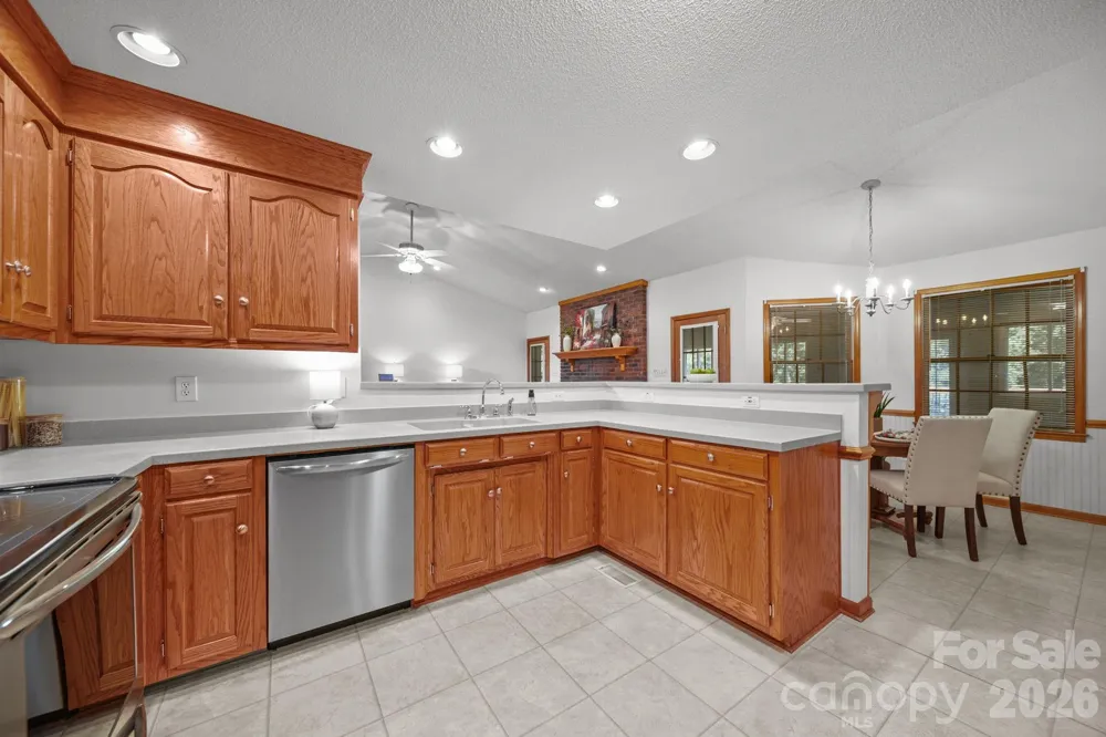 3008 Eaker Drive Cherryville, NC 28021