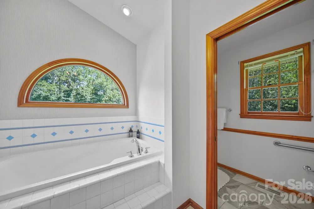 3008 Eaker Drive Cherryville, NC 28021