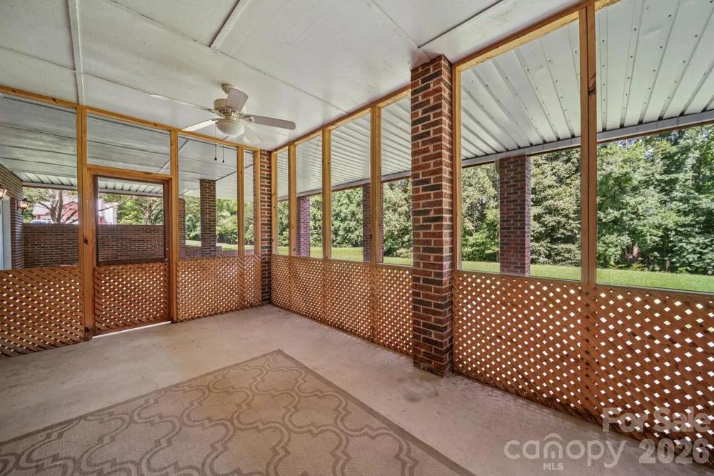 3008 Eaker Drive Cherryville, NC 28021