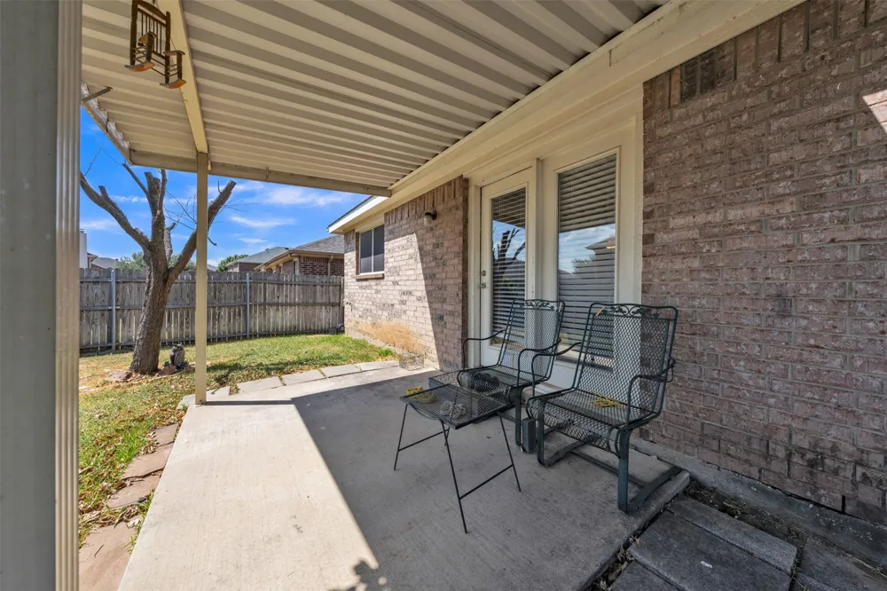 808 Flamingo Drive Saginaw, TX 76131