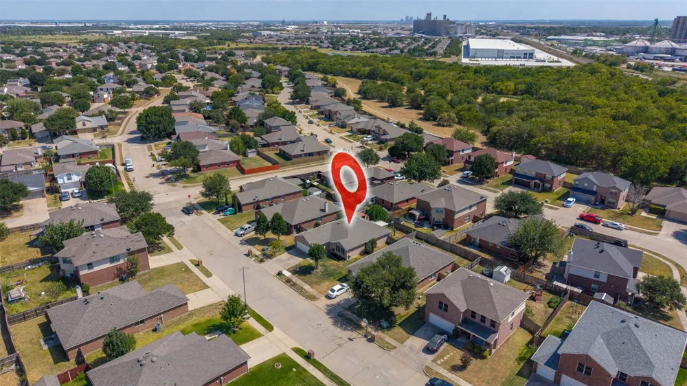 808 Flamingo Drive Saginaw, TX 76131