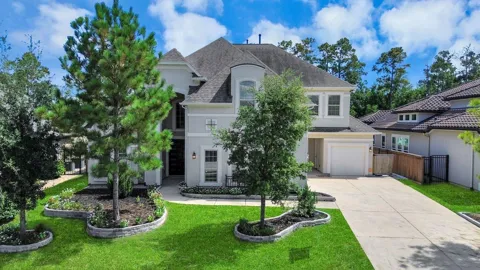 4035 Ashland Woods Drive