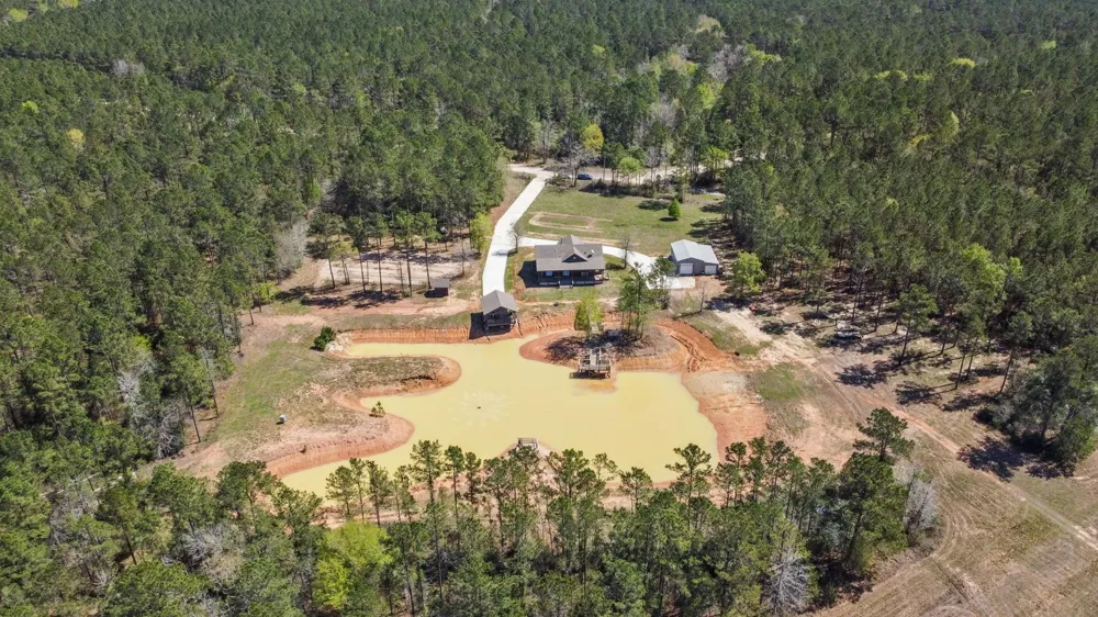 214 Hunters Hill Road Oakhurst, TX 77359