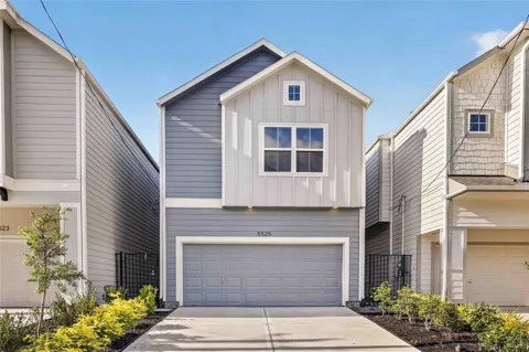 5525 Katy Freeway