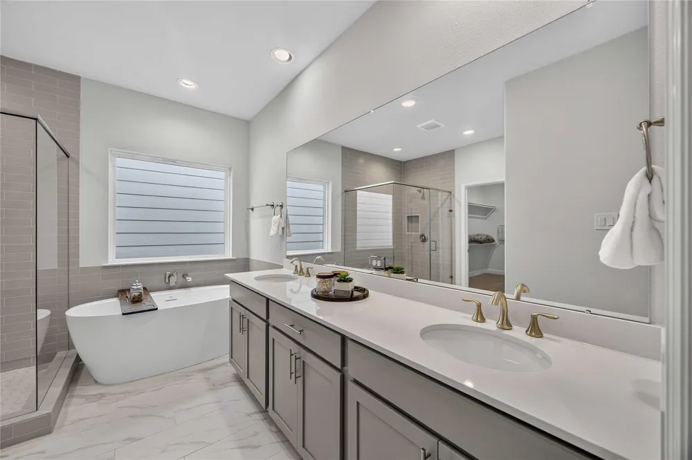5525 Katy Freeway Houston, TX 77007