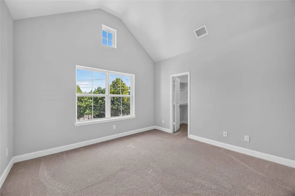 5525 Katy Freeway Houston, TX 77007