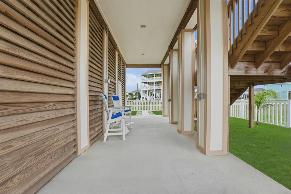 25003 San Simeon Court Galveston, TX 77554