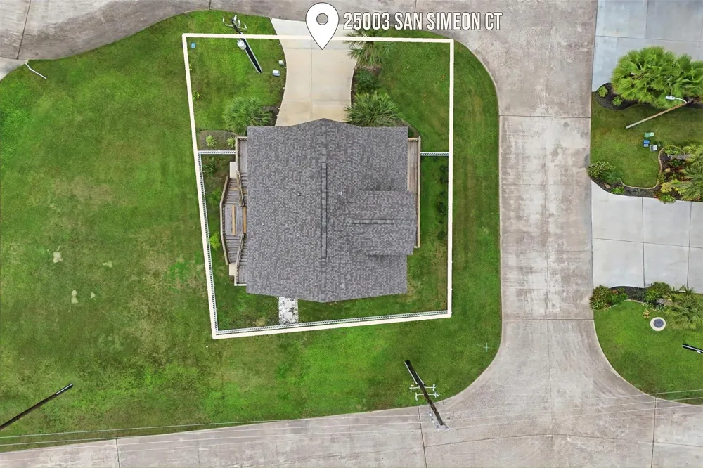25003 San Simeon Court Galveston, TX 77554