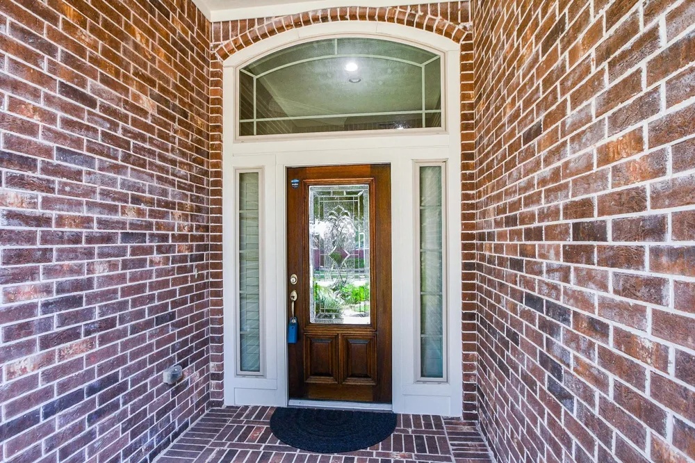 6915 Argonne Trail Sugar Land, TX 77479