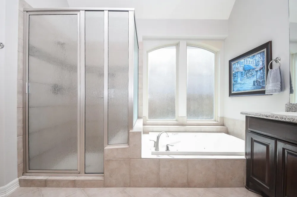 6915 Argonne Trail Sugar Land, TX 77479