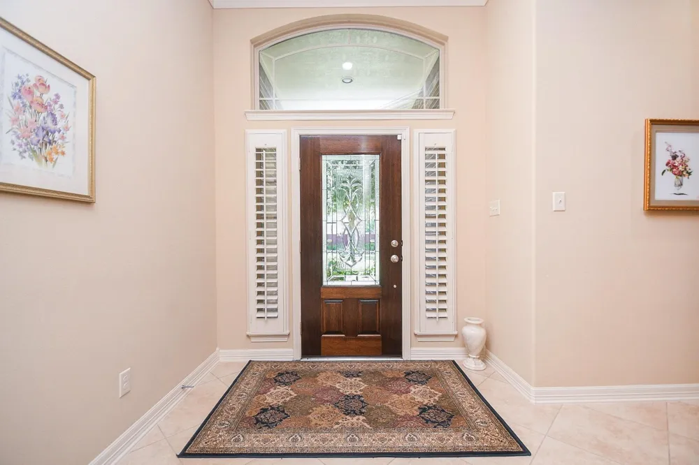 6915 Argonne Trail Sugar Land, TX 77479