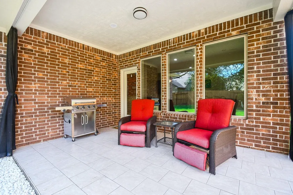 6915 Argonne Trail Sugar Land, TX 77479