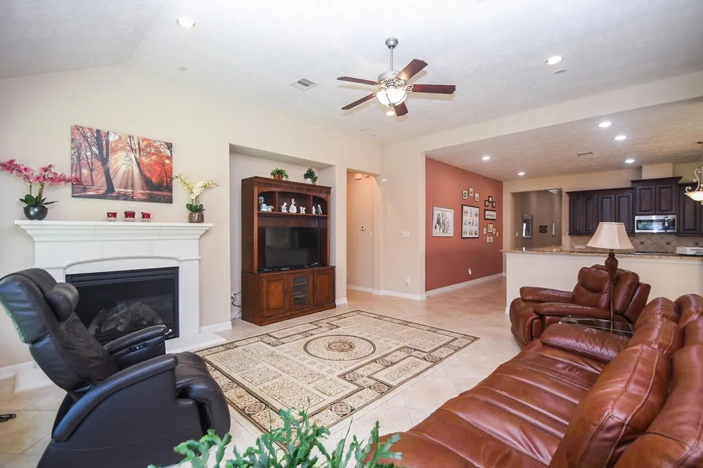 6915 Argonne Trail Sugar Land, TX 77479