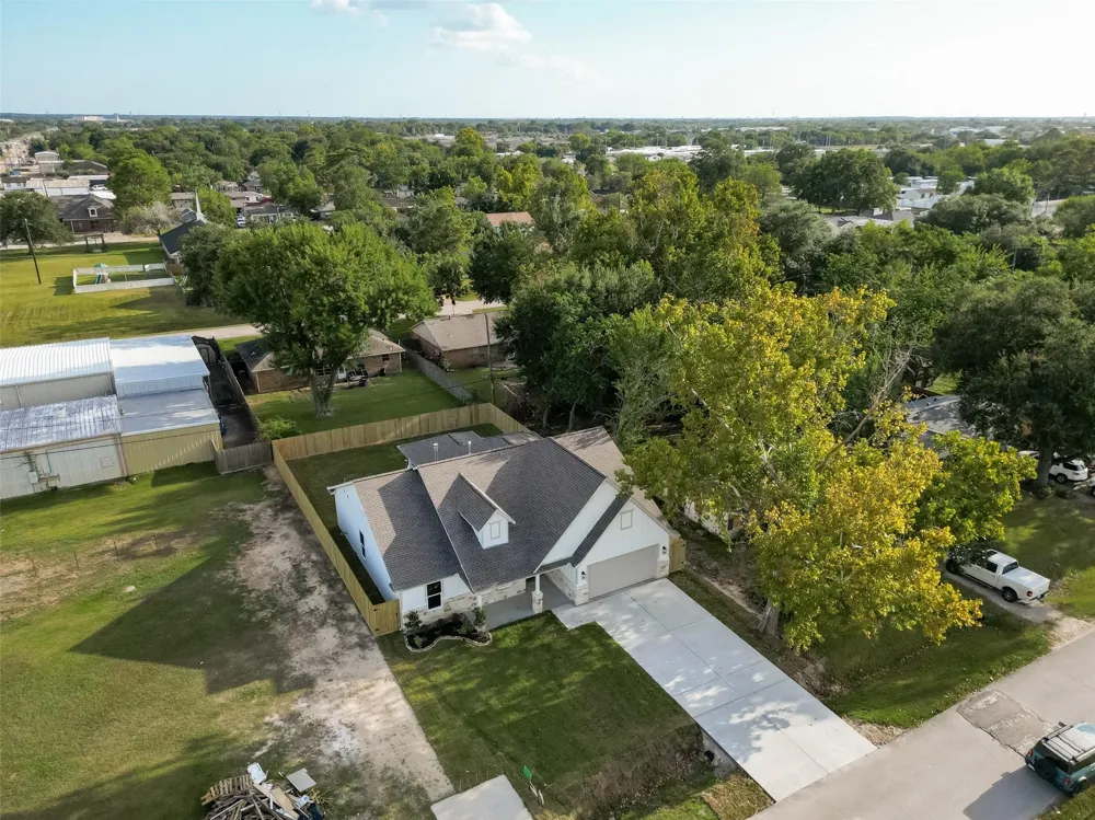 7438 Stephanie Drive Deer Park, TX 77536