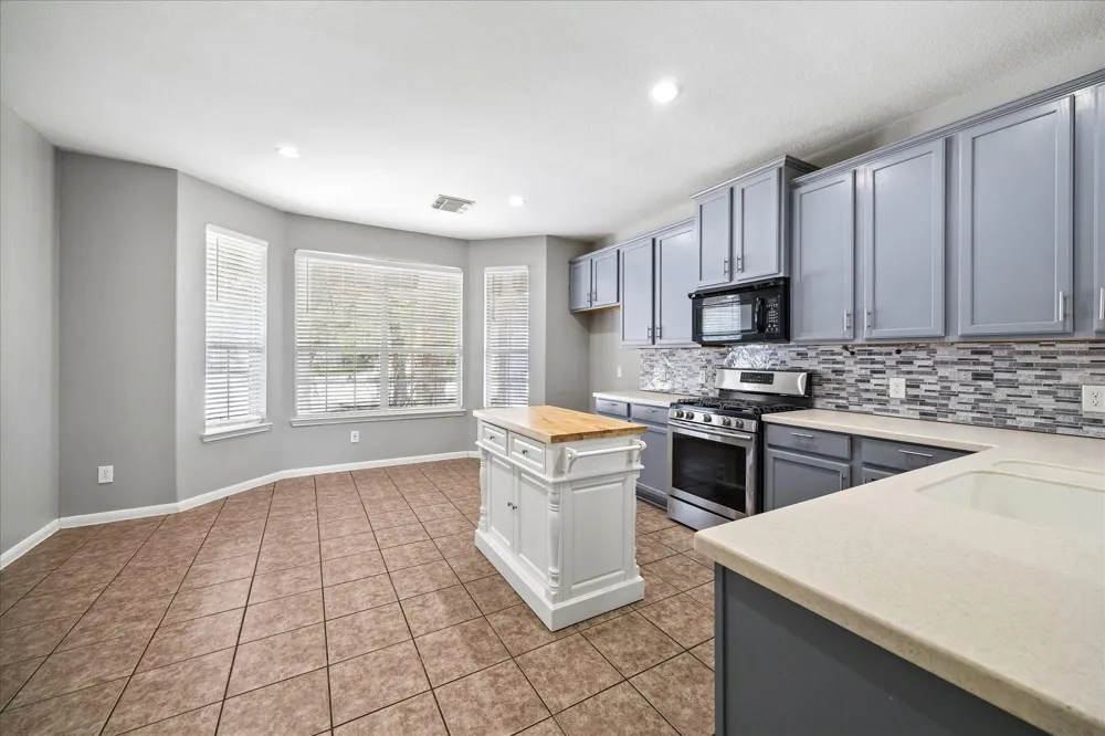 21316 Timber Bluff Court Porter, TX 77365