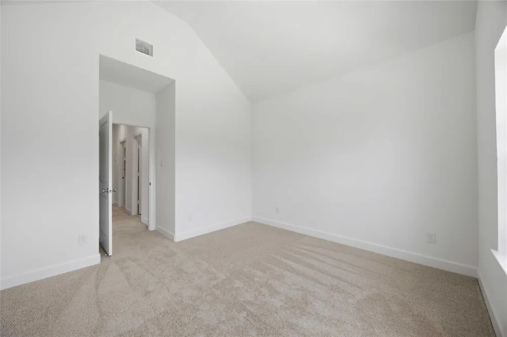 5676 Nolda Street Houston, TX 77007