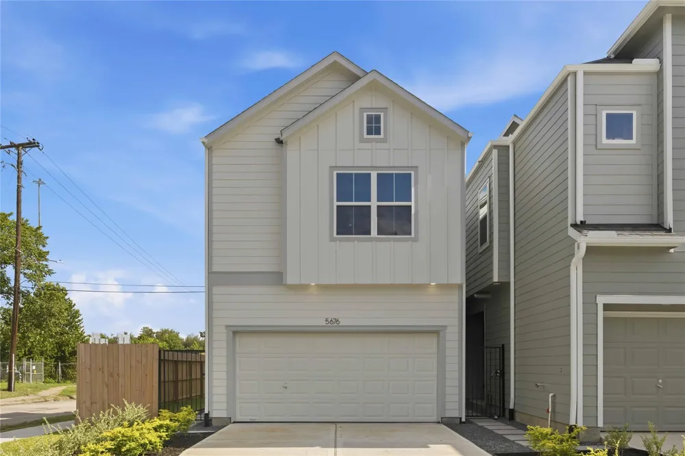 5676 Nolda Street Houston, TX 77007