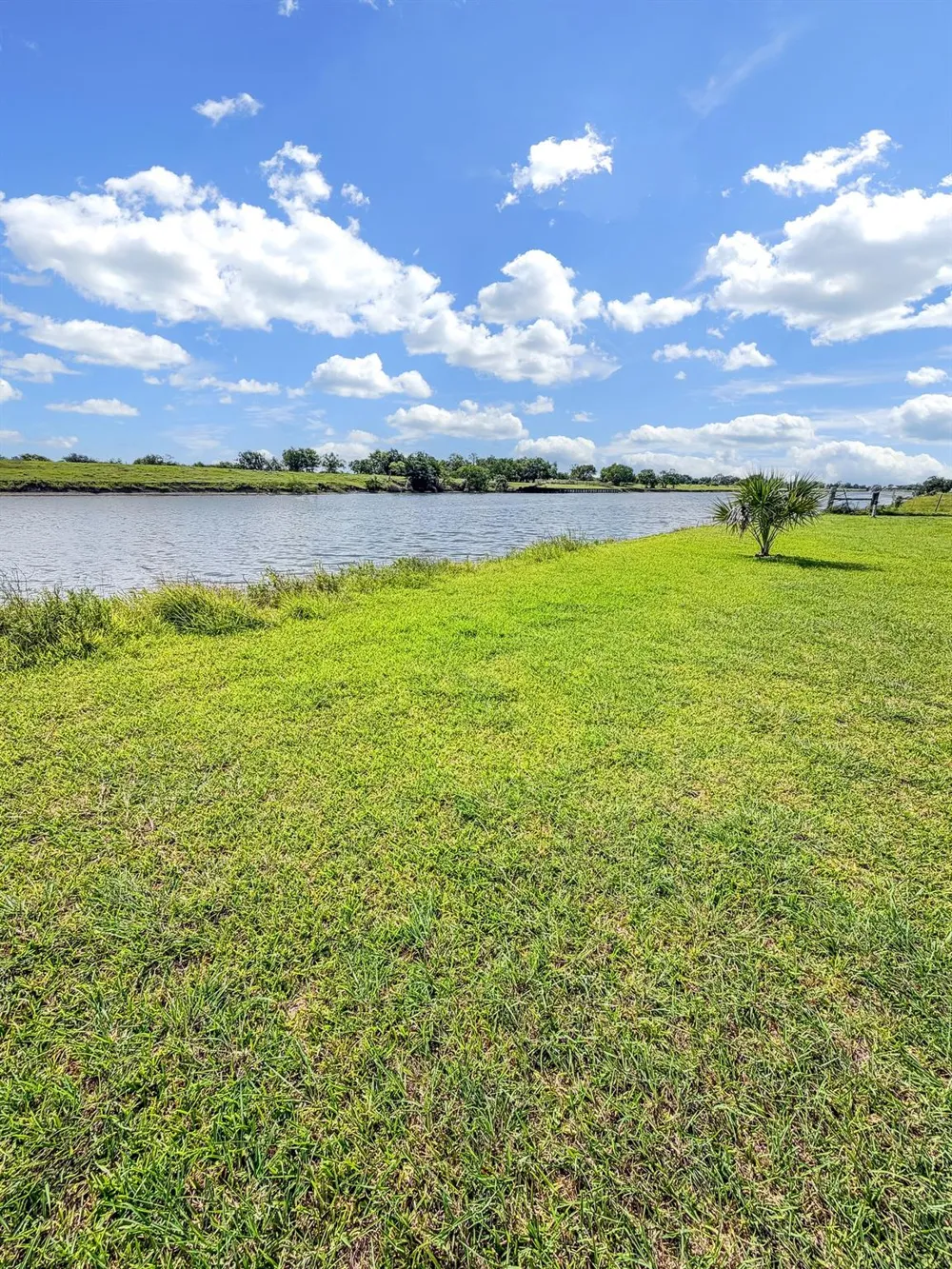 S Redfish Drive Hitchcock, TX 77563