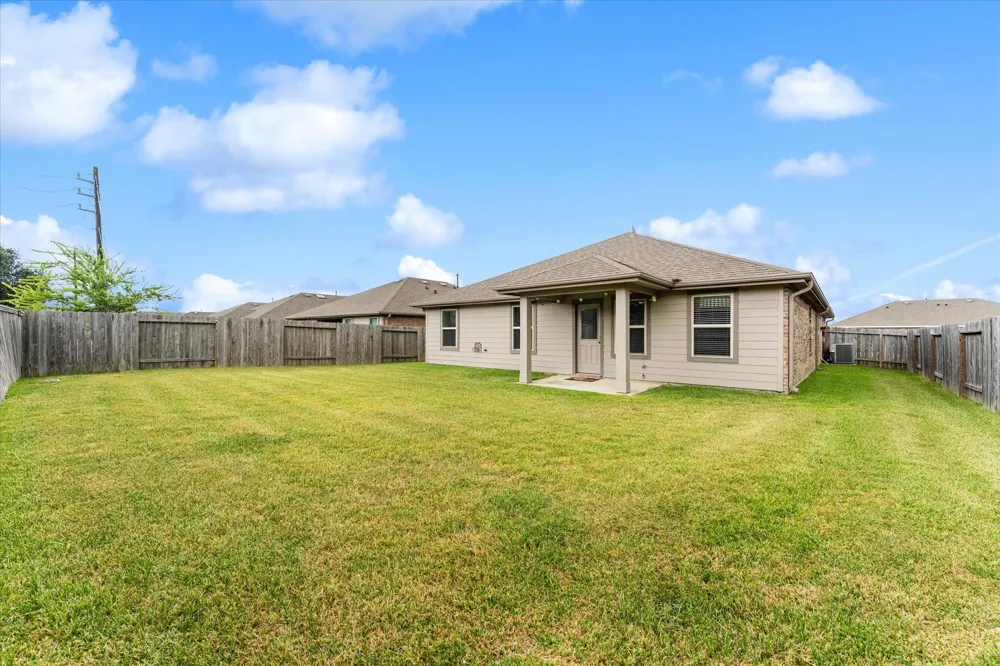 3010 Specklebelly Drive Baytown, TX 77521