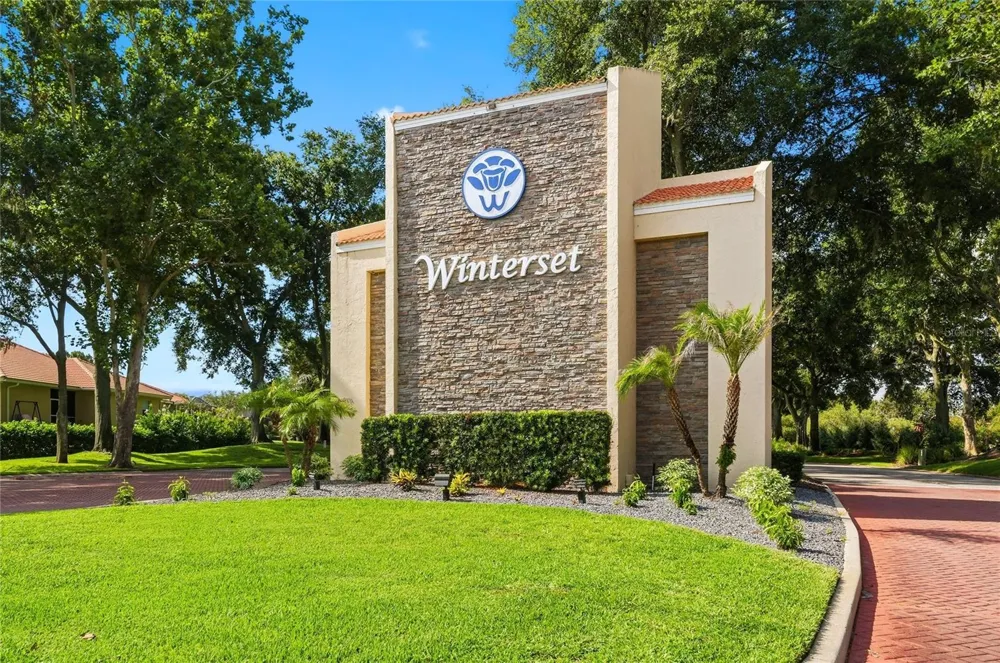 701 MAGNOLIA PLACE Winter Haven, FL 33884