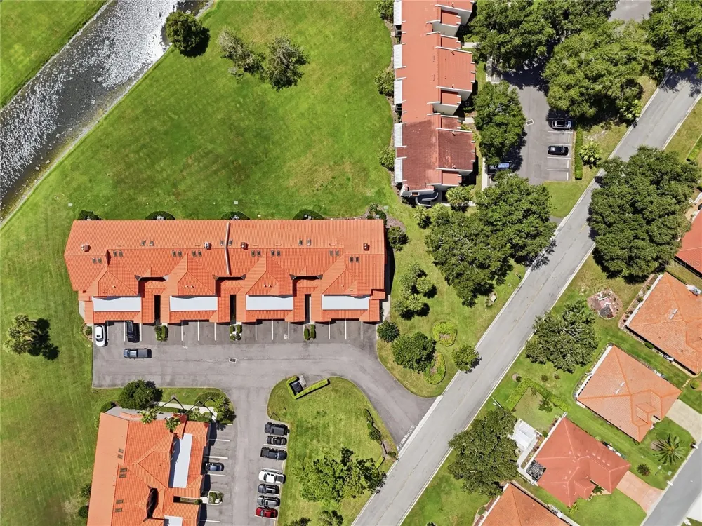 701 MAGNOLIA PLACE Winter Haven, FL 33884