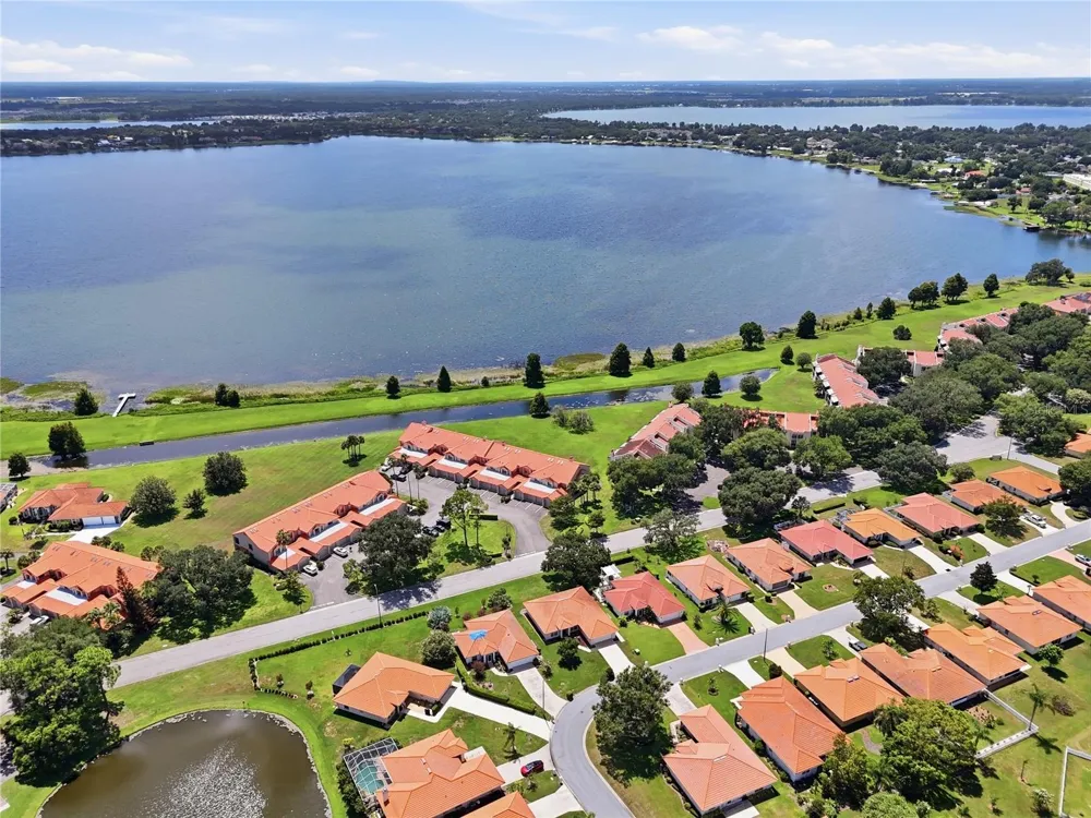 701 MAGNOLIA PLACE Winter Haven, FL 33884
