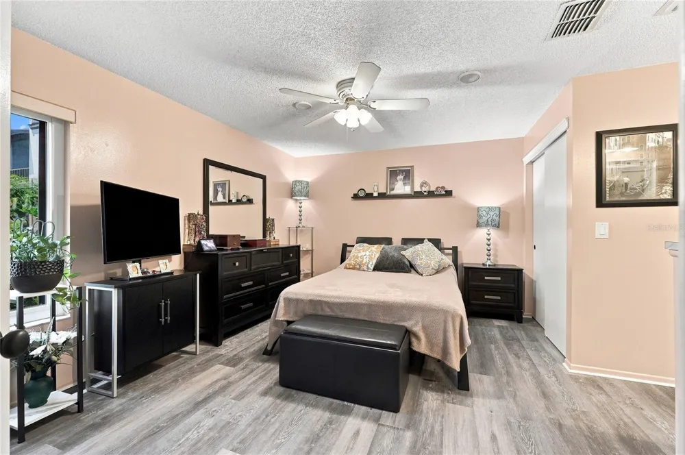 701 MAGNOLIA PLACE Winter Haven, FL 33884