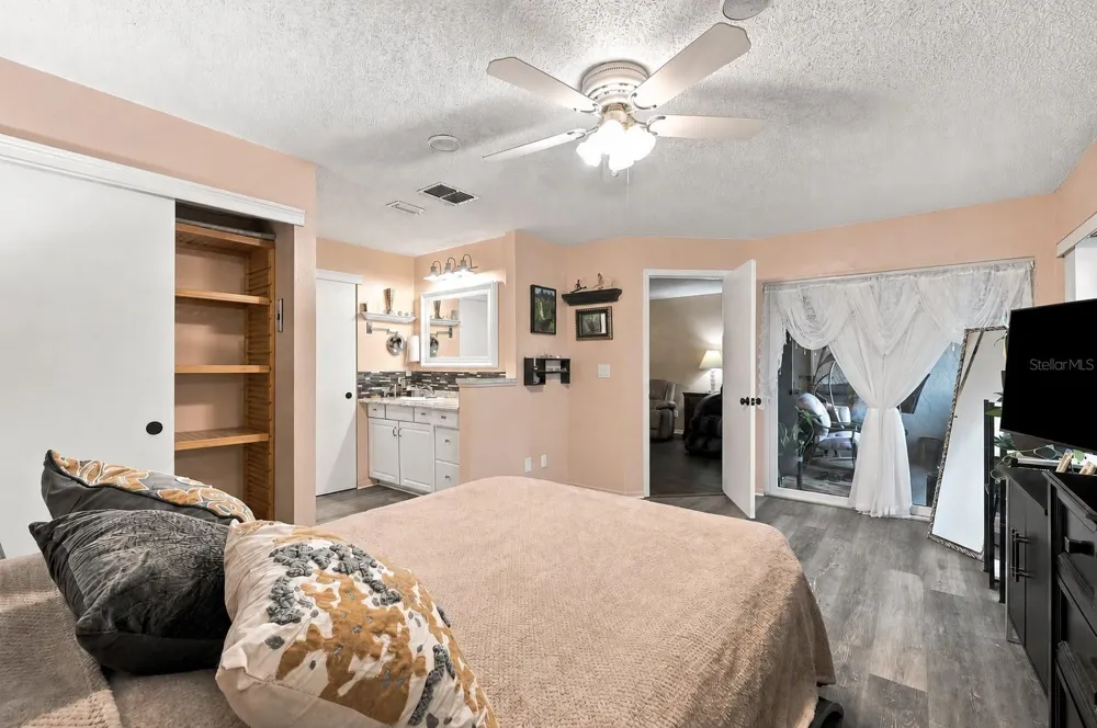 701 MAGNOLIA PLACE Winter Haven, FL 33884