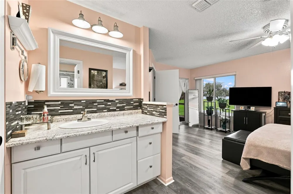 701 MAGNOLIA PLACE Winter Haven, FL 33884