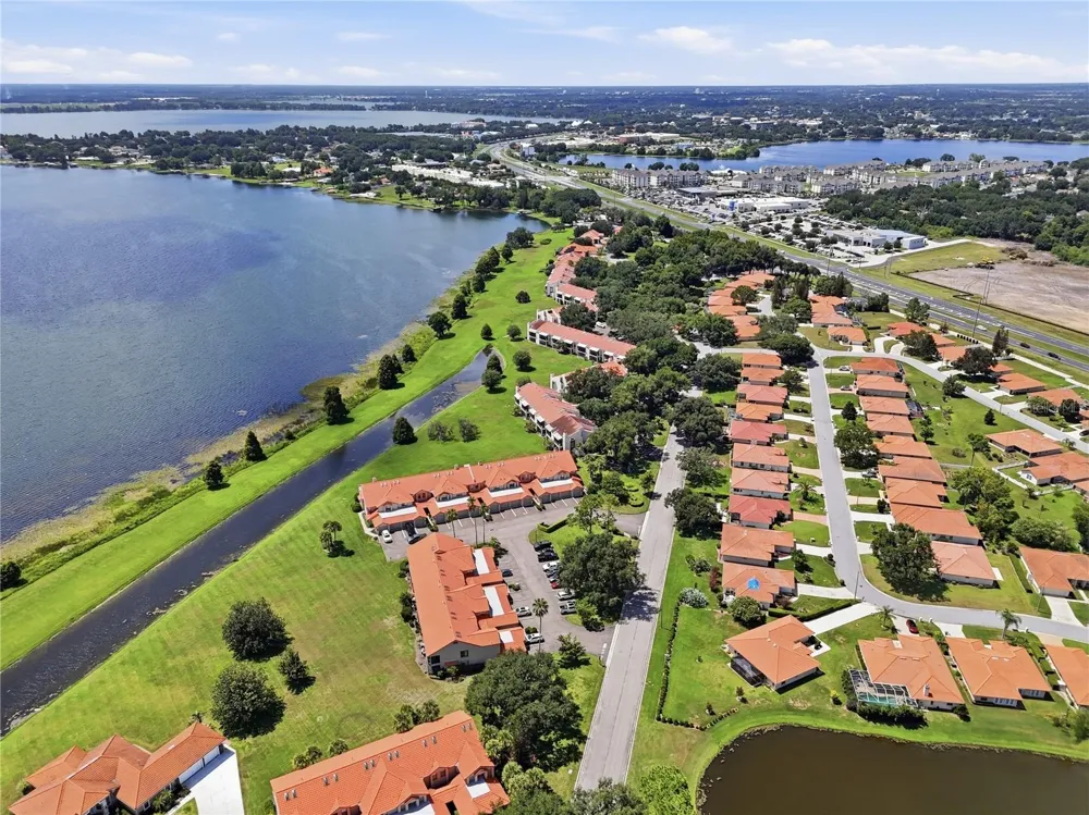 701 MAGNOLIA PLACE Winter Haven, FL 33884