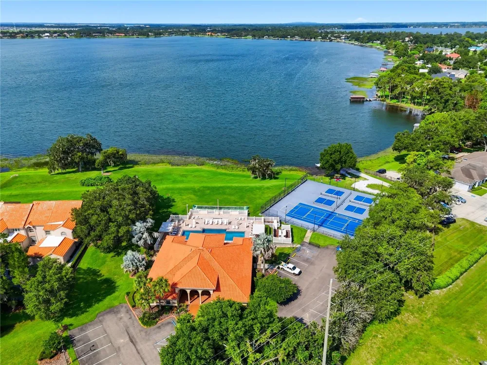 701 MAGNOLIA PLACE Winter Haven, FL 33884