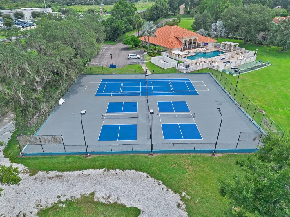701 MAGNOLIA PLACE Winter Haven, FL 33884