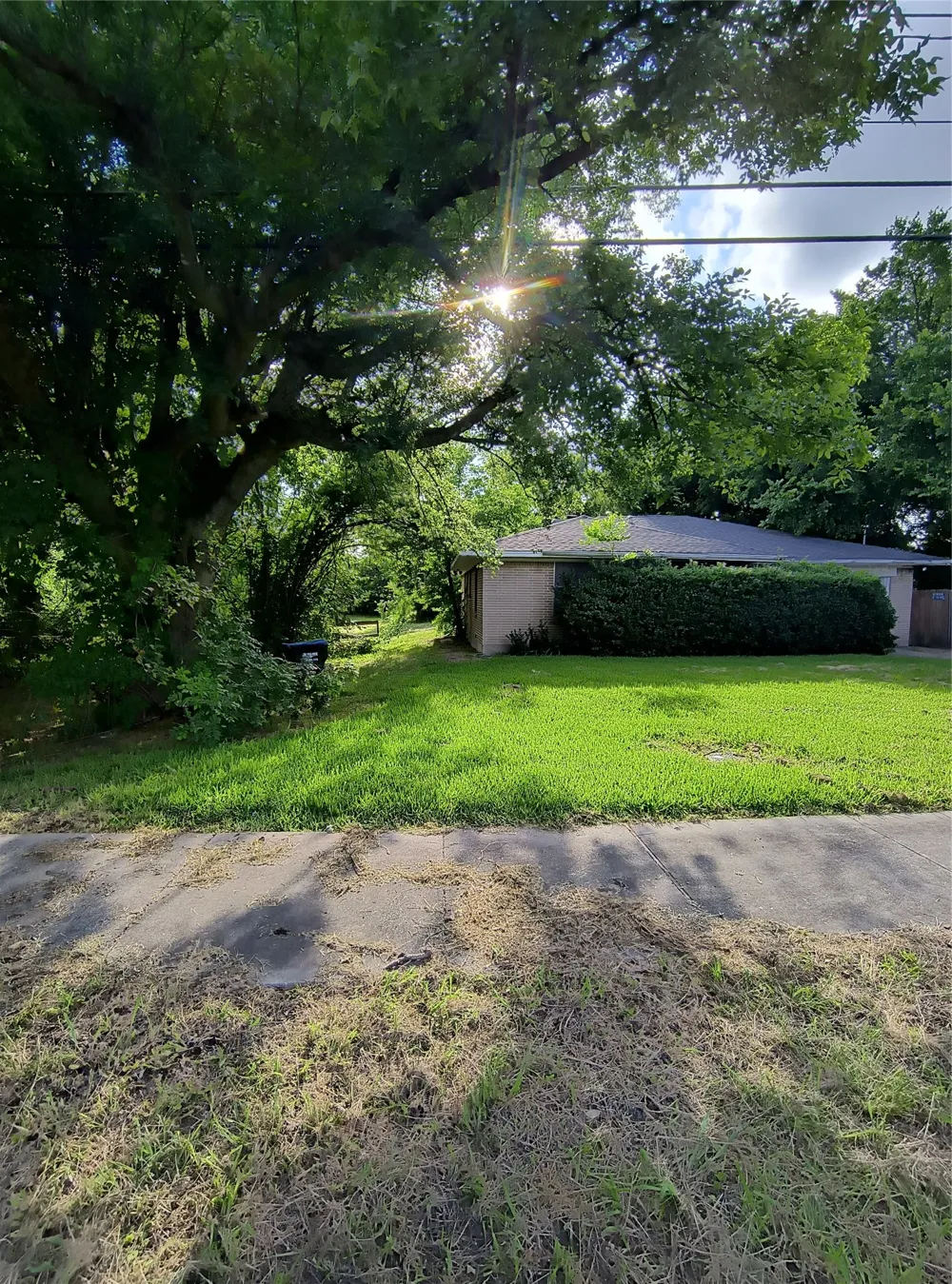 1211 Wolfe City Drive Greenville, TX 75401
