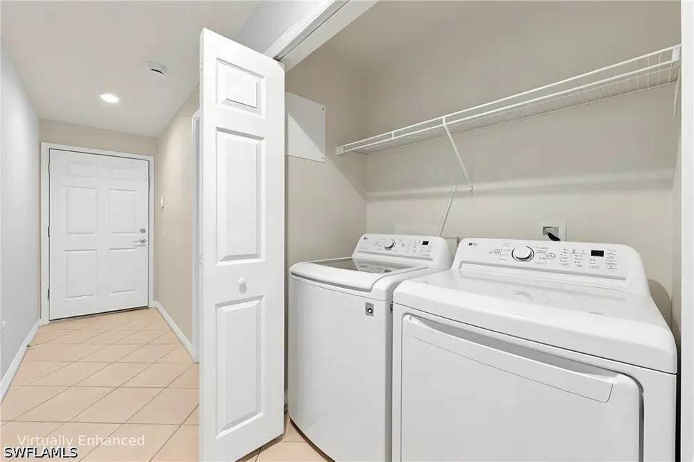 Querce Court Naples, FL 34114