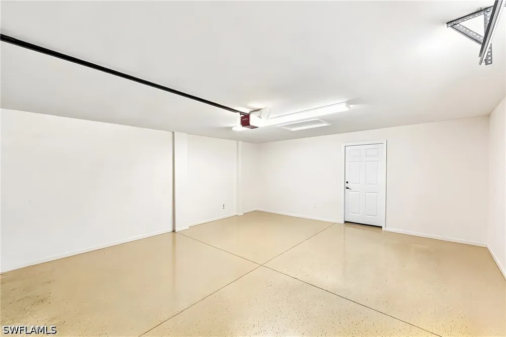Querce Court Naples, FL 34114