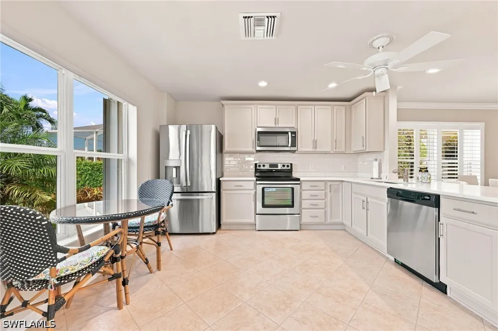 Querce Court Naples, FL 34114