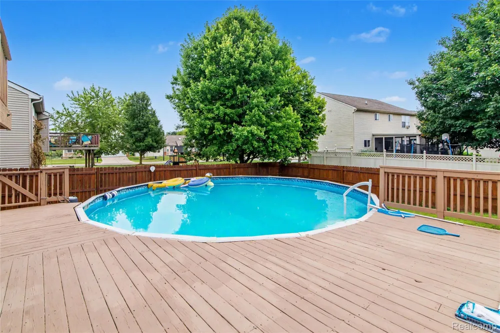 486 Sweet Briar Ridge Linden City, MI 48451