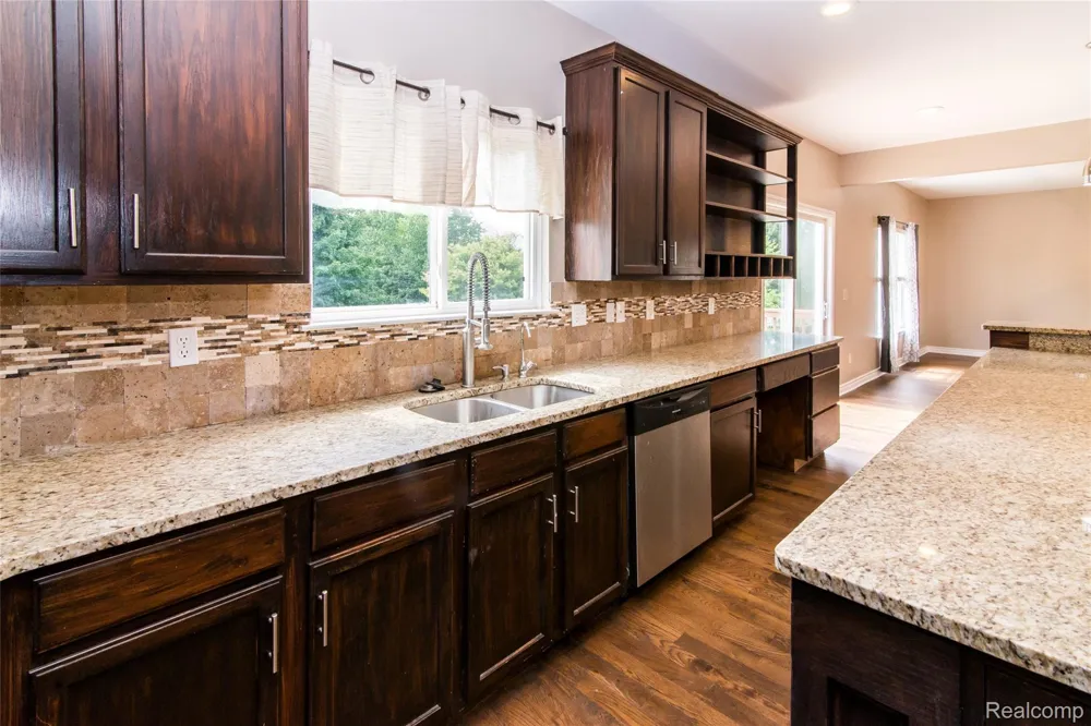 486 Sweet Briar Ridge Linden City, MI 48451