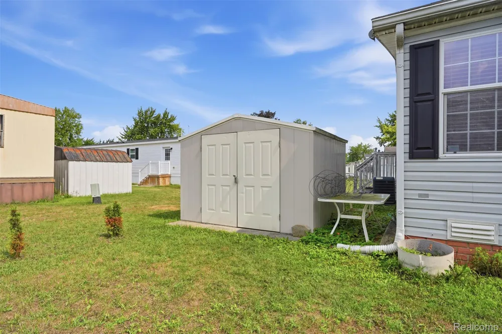 29643 Carousel Street Novi City, MI 48377