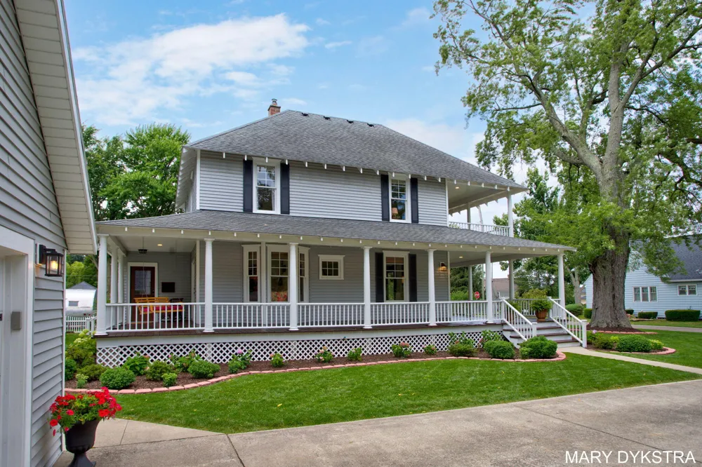 1718 Summit Street Park Township, MI 49423