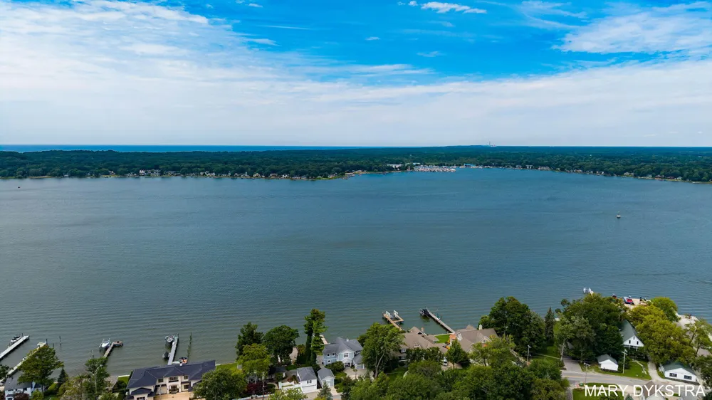 1718 Summit Street Park Township, MI 49423