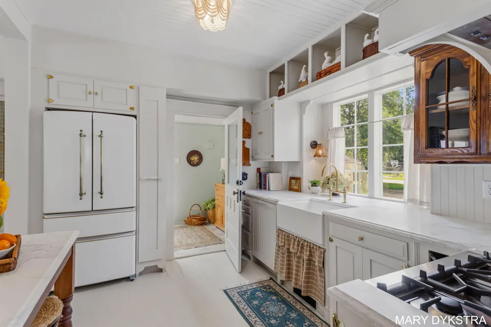 1718 Summit Street Park Township, MI 49423