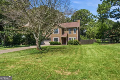 3850 Michaels WAY