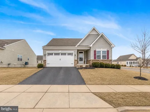 929 ROBINSON ROAD