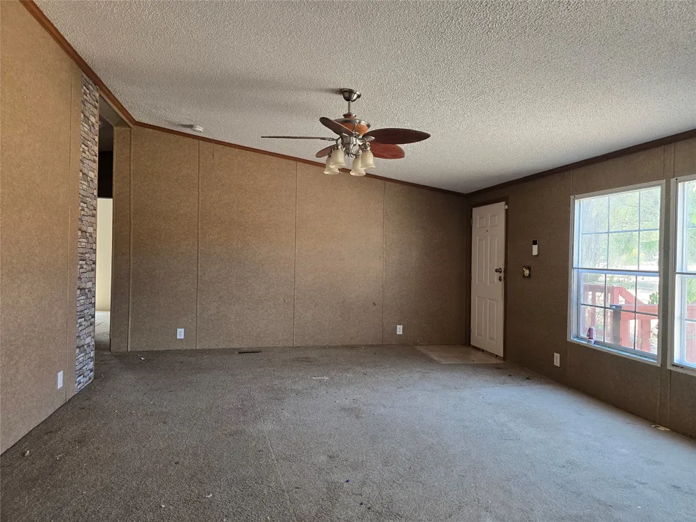 3003 Hilltop Road Granbury, TX 76048